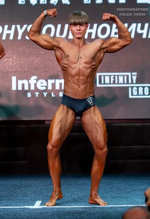 СLASSIC PHYSIQUE НОВИЧКИ